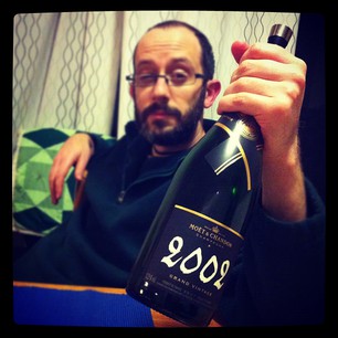 Ten-year-old MoÃ«t... LIKE A BOSS. Thanks,  @tvpk !