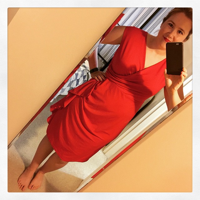 Found a new dress at the op shop in Bellingen. Perfect for cocktails at home on Christmas. #joan