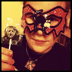 Balloons on my front gate, mask on my face, lollies at the ready. Happy Halloween!