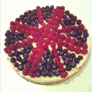 I made  @barbercraig85  a Union Jack cheesecake for his last Friday at  @sitback .