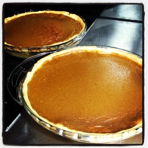 Ready for Thanksgiving! (Coworkers get the pretty one; Mr Snook gets the cracked one.)