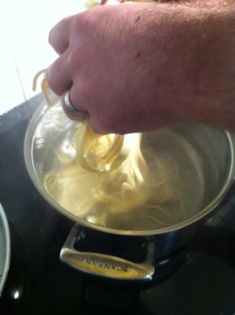 Boiling the noodles