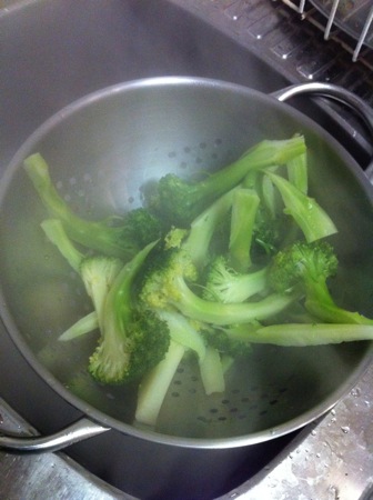 Cooked broccoli