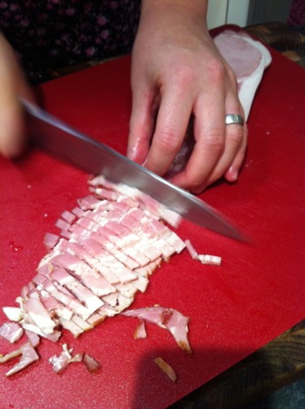 Slicing bacon