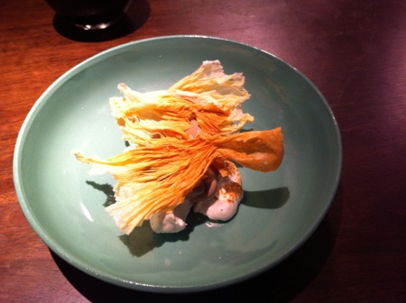 Wattle seed meringue