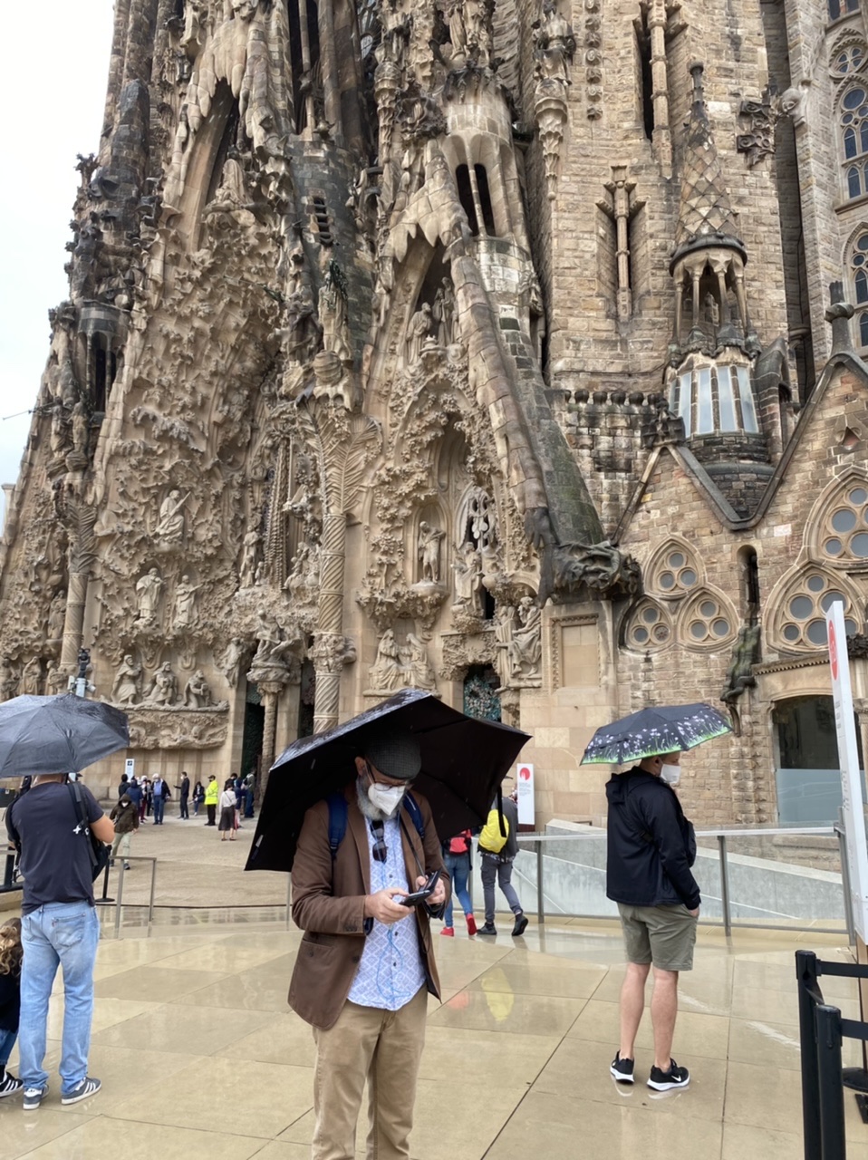 Mr. Snook and Sagrada Família