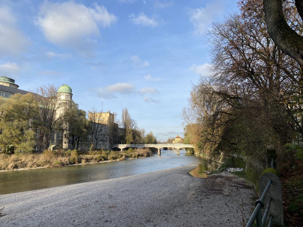 On the Isar cycling path looking north