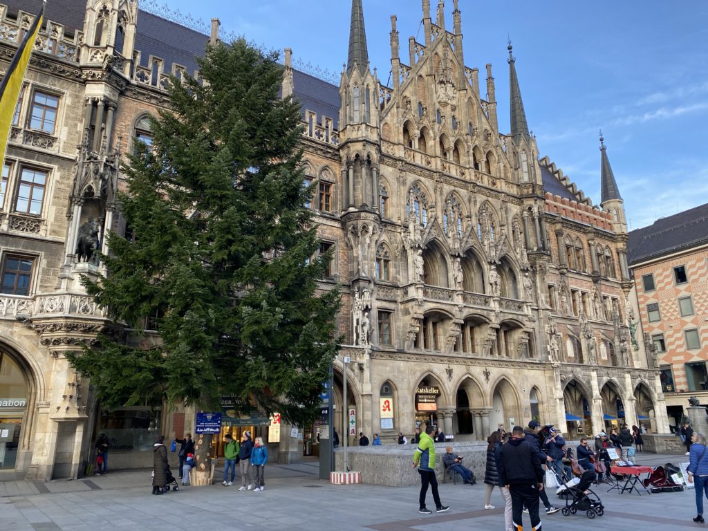 Christmas tree in Munich's Marienplatz