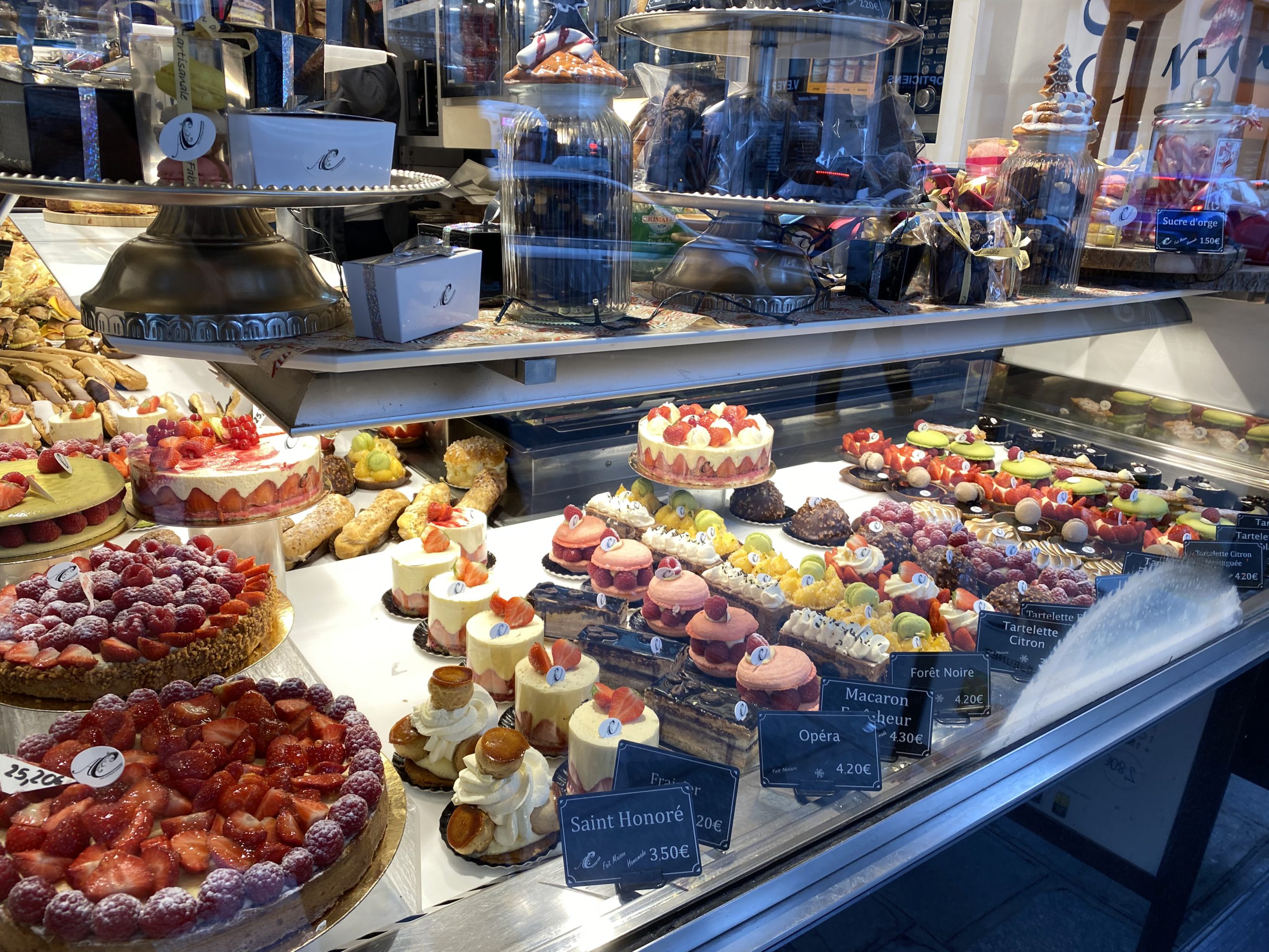 Paris cake shop