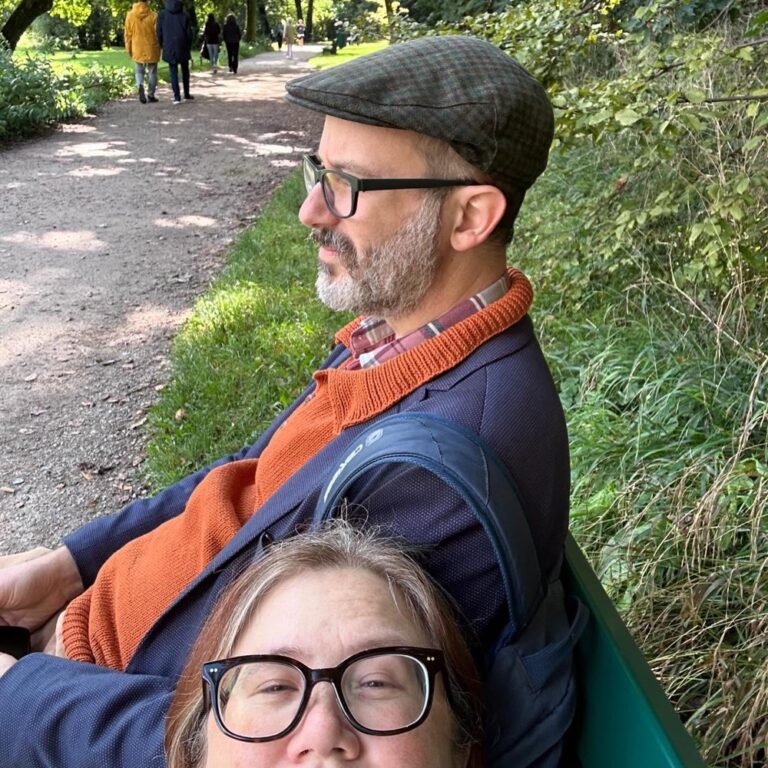 We missed you, München. ❤️ It feels so strange to think it’s been almost two years since we lived here. It feels like a dream of a different life. We took advantage of the sun and tried to stave off some of the jet lag with a jaunt through the Altstadt, Viktualien Markt, Englischer Garten, and then along the Isar. (Wow, it’s really high from all the recent rain!)