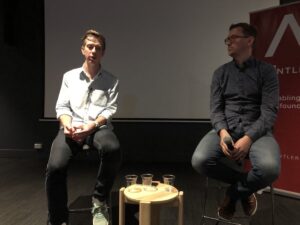 There is an advantage to being on a team building a product that you will actually use. It makes it a lot easier to prioritise features... but not every company is like that. @ehn @evanderkoogh #yownight https://t.co/rSkrrJqgVz