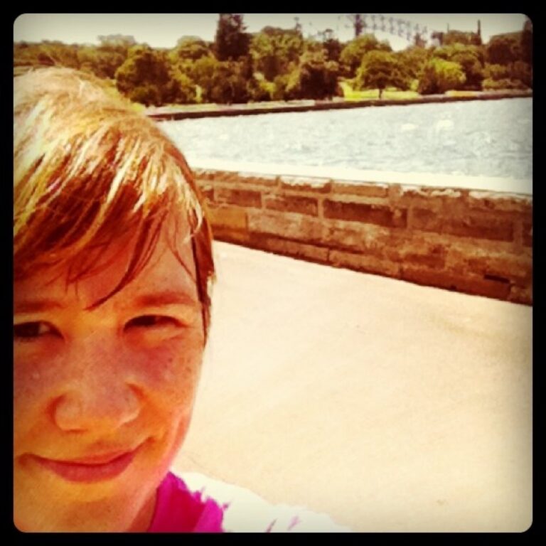 Lunchtime run last Friday with Harbour Bridge.