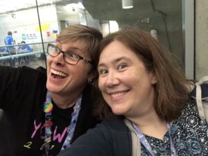 Duelling selfies with @MichelePlayfair from @yow_conf at #dddsydney... https://t.co/fhOLEvvaY5