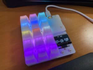 I’ve been having a lot of fun setting up my duckyPad. Do you use a Streamdeck or similar? Looking for inspiration on what other automations and macros I can configure… https://t.co/FHgCrhdJ5h