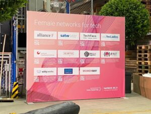 Final preparation for tomorrow‘s #herhack2021! By this time tomorrow, there will be 250 women hackers powering away on solutions to some of the world’s most pressing problems. How cool is that?? #digitalswitzerland #aws https://t.co/bvZ8gBEBT7