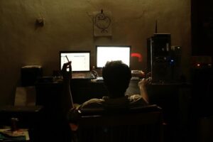 Men who harass women online are quite literally losers, new study finds http://t.co/1NZ4md5ybH - No comment needed! http://t.co/M1qQvaKIqR