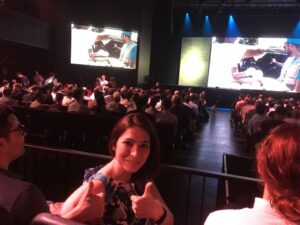 Anybody else at #MicrosoftDev event this morning with me and @azadehkhojandi? It’s pretty full! https://t.co/SDWb4JwUV8