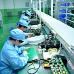 RT @RealSexyCyborg: This is my life now. Proving a Chinese girl can solder.🙄 Meanwhile 2km away… https://t.co/DvrVuVyEQD