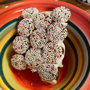“How long before we can start eating the Hexenhaus?” “I reckon 24 hours is sufficient.” In related news, my heart is racing. 😂🍬🍭🎄