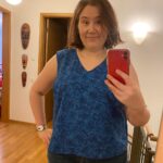 I’ve been live streaming a sewing project on Twitch! Today I assembled the #peppermintrufflesleevetop pattern, did a Full Bust Adjustment, cut out the pieces, joined the front and back, made matching continuous bias binding (rather than facing), and attached around the neckline. Tomorrow the sleeves! Check it out on twitch.tv/krishoward_aws.