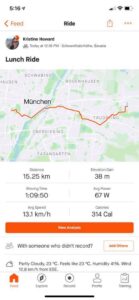 A 30km round trip ride for me today across the city to the Messestadt Riem. The Snook to the train and met me, and we had a picnic, walked around the lake, and climbed the Rodelhügel to see the Alps in the distance. Then I rode home and was greeted with a cold beer as reward! 🚴‍♀️☀️🍺❤️