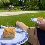 Picnic next to a castle, with homemade Rhabarberkuchen (rhubarb cake), made by the Snook! ❤️