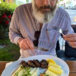 I take this guy to a Turkish restaurant for a change, and he still orders SPARGEL! 😂 #spargelzeit