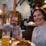 After exploring the castle, we took the old funicular up to the Königstuhl, the highest point in Heidelberg. The view was breathtaking. Then we did a short hike before eventually heading back to the Altstadt for dinner at Vetter’s Alt Brauhaus… 🌳🍻