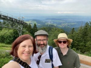 We took Germany’s longest cable car (over 2 miles!) through the Black Forest to the top of Schauinsland… ❤️🚠🌲