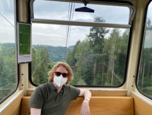We took Germany’s longest cable car (over 2 miles!) through the Black Forest to the top of Schauinsland… ❤️🚠🌲