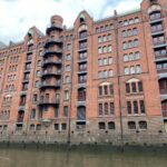 This morning’s adventure - a cruise of Hamburg’s Speicherstadt (“warehouse city”) and the harbour! Caught the rain at the tail end of it… ⛴🚢⚓️