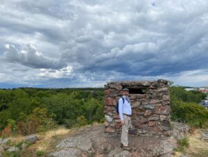 Spent our last afternoon in Naantali on a long hike to the church, lookout tower, beaches, and rocky overlooks. It’s funny how short summer is in Finland…