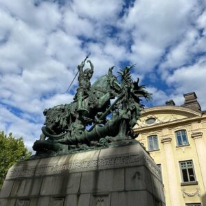 Thank you to the amazing Vera for playing tourguide in Stockholm today and taking us to our first fika! ☕️🇸🇪