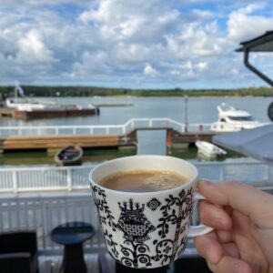Breakfast in Naantali. Guesthouse Amandis is known for its “maailman parhaimmat vohvelit” (best waffles in the world), and they do not disappoint! 🧇☕️ @amandisnaantali