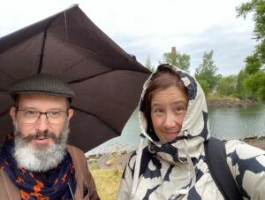 We took the ferry to Suomenlinna, the site of a historic Finnish sea fortress. It was a fascinating place - there’s an art exhibit on that I especially liked - but it rained steadily and we got SOAKED. On the upside - time to try out the hotel sauna! 😍