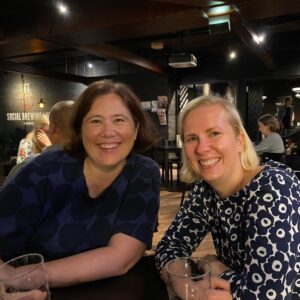 Caught up with the fabulous @knit_to_code on our last night in Helsinki for some local craft beer and burgers! Great way to end an amazing trip. ❤️🍻🍔