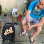 Heat advisory in München today, so we had a little Grillparty! “Halal Street-Cart Chicken” cooked and eaten al fresco… ☀️🔥