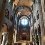A morning walk through Modena. “You want to buy a ruin?” he says. 😂 We went inside the cathedral too…