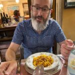Final meal in Modena was at a trattoria recommended by our tour guide. I had local specialities tortellini in brodo (broth) and beef fillet with balsamic vinegar, while the Snook went with tagliatelle al ragu and roast goat! (He was in heaven.) 🐐