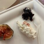 In the market we had fresh ricotta, figs, Lambrusco, and a vertical tasting of Parmigiano (1/2/3 years). Then a sampling of several traditional Modena balsamic vinegars, and yet more tigelle (with head cheese!). Finally ended with dessert, including Barozzi cake and Nocino liqueur! 😍