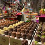 Zürich at night time is very pretty! Also, CHOCOLATE. 🍫