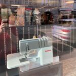 Walking to work in Zürich and did a massive double-take when I came upon a big Bernina store! I couldn’t resist a quick peek inside…. 🧵🪡🇨🇭