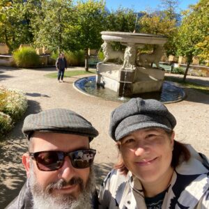 Final day in Füssen! We visited Schloss Hochschwangau and then the city museum. We saw the oldest “Dance of Death” mural in Germany! And then the Snook was being ornery (he did NOT want the hat) so I put him in the stocks. 😂❤️🏰🏔