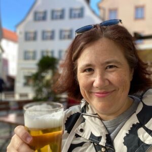 More from Füssen. (You need to help me convince him to go back for that hat!) 🍻🏔