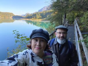 Started the day with a 90min hike around the Alpsee. Not too gruelling, but there are some tricky bits with rocks and mud and even a few footbridges. Worth it for the amazing views!