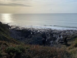 A bracing walk in Wales to start the day before I host a session for #AWSCultureathon 2021 - #AWSCultureChamp and #AWSStartUps jointly present the first-ever global marathon event. Learn more: http://bit.ly/AWSCultureathon2021 and see you in 20min on Clubhouse!