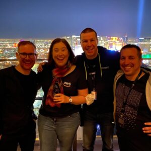 First day of #AWSreInvent flew by! I helped out at the Developer Lounge booth for a few hours, where I shared some Aussie stickers. Then I attended the AWS Heroes party and caught up with my German buddies next to an amazing view. 😍🍻