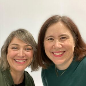 Me and @jennapederson had professional headshots taken today! 📸💁‍♀️💁‍♀️