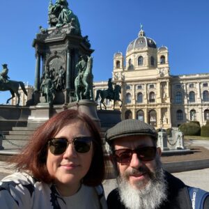 We spent most of the day at the Kunsthistorisches (Art History) Museum, soaking up CULTURE BABY. 👩‍🎨👨‍🎨🖼