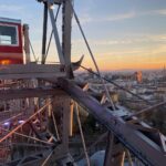 The Wiener Riesenrad (Giant Wheel) was for many years the tallest extant Ferris Wheel in the world, and featured notably in the films The Third Man, Scorpio, and (Rodd’s fave) The Living Daylights. We timed our ride perfectly for sunset! ❤️🌅🎡
